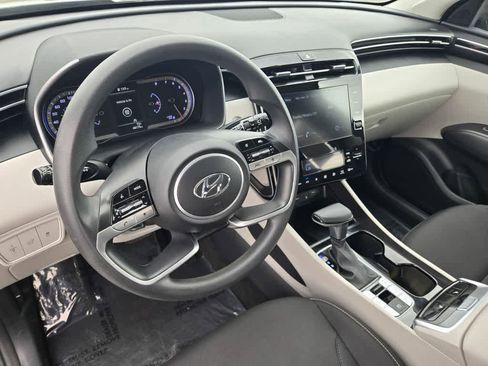 Used 2024 Hyundai Tucson SEL FWD image 11