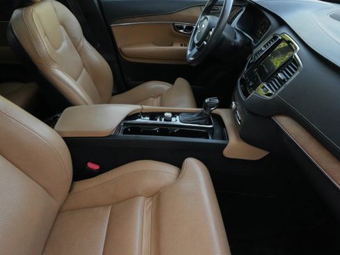 Used 2019 Volvo XC90 T6 Inscription AWD/4WD image 12