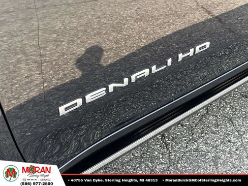 Certified 2025 GMC Sierra 2500 Denali Ultimate AWD/4WD image 10