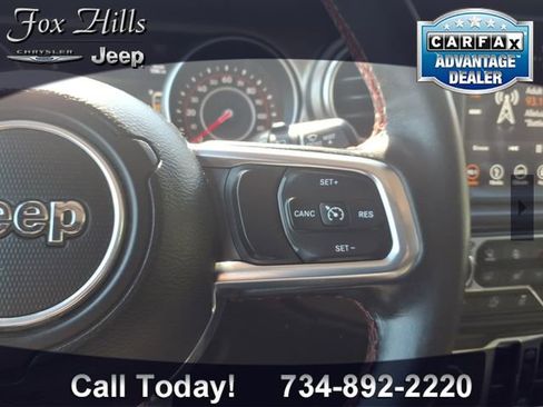 Used 2019 Jeep Wrangler Unlimited Rubicon w/ Dual Top Group AWD/4WD image 17