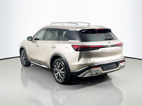 Used 2022 INFINITI QX60 Sensory w/ Cargo Package image 7