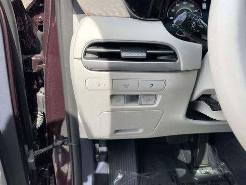 Used 2023 Hyundai Palisade Limited w/ Cargo Package image 32