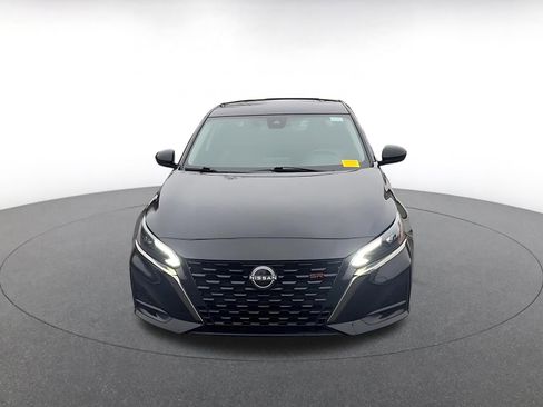 Used 2025 Nissan Altima 2.5 SR image 3