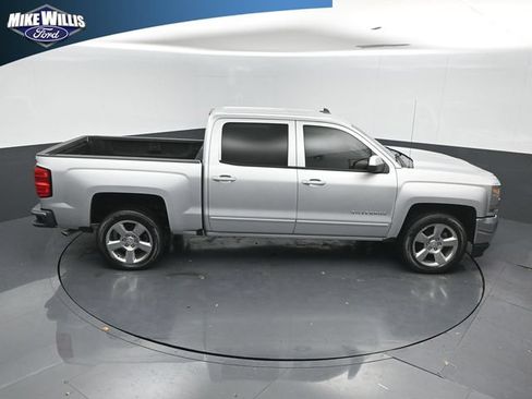 Used 2018 Chevrolet Silverado 1500 LT w/ All Star Edition RWD image 16