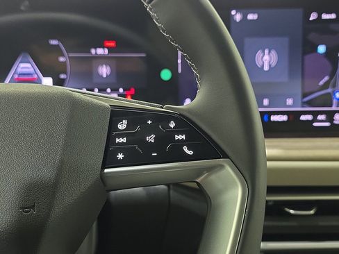 New 2025 Audi Q5 Prestige image 17