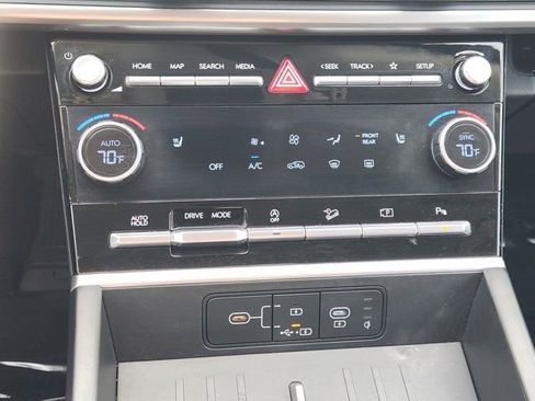 Used 2025 Hyundai Santa Fe SEL image 21