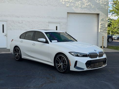 Certified 2023 BMW 330i Sedan w/ M Sport Package RWD image 7