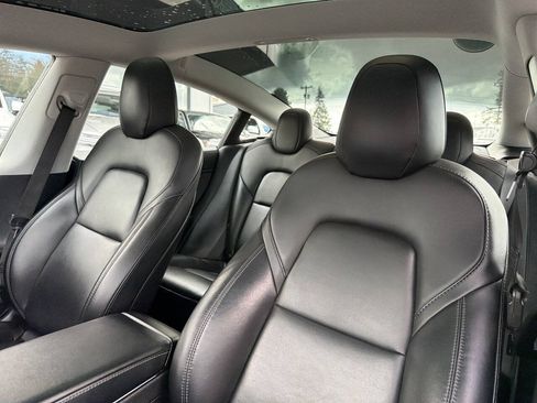 Used 2020 Tesla Model 3 Long Range AWD/4WD image 29