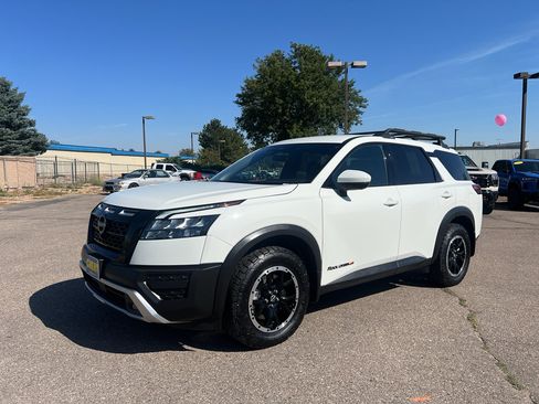 Used 2025 Nissan Pathfinder Rock Creek AWD/4WD image 30