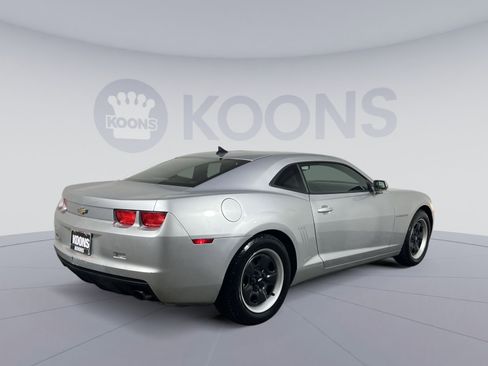 Used 2011 Chevrolet Camaro LS image 7