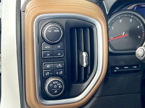 Used 2020 Chevrolet Silverado 3500 High Country w/ Z71 Off-Road Package image 19
