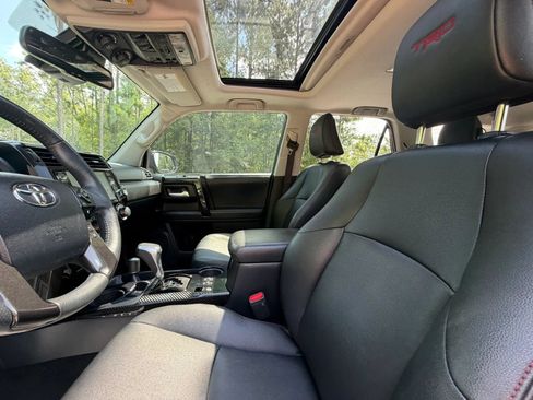 Used 2020 Toyota 4Runner TRD Off-Road Premium w/ Moonroof Package AWD/4WD image 13
