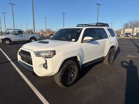 Used 2023 Toyota 4Runner TRD Pro image 2