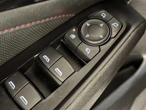 Used 2023 Chevrolet Traverse RS AWD/4WD image 20