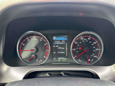 Certified 2016 Toyota RAV4 SE image 21