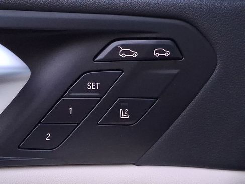 Certified 2023 BMW X6 xDrive40i w/ Premium Package image 24