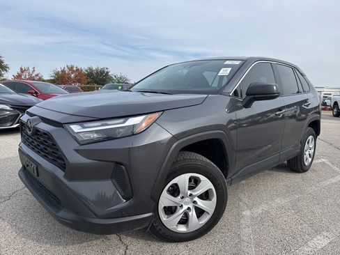 Used 2025 Toyota RAV4 LE image 1