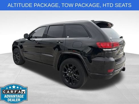 Used 2022 Jeep Grand Cherokee Laredo X AWD/4WD image 6