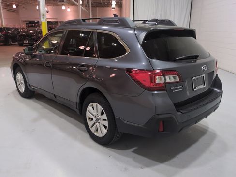 Used 2018 Subaru Outback 2.5i Premium AWD/4WD image 5