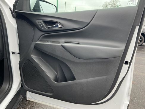 Used 2024 Chevrolet Equinox LT image 15