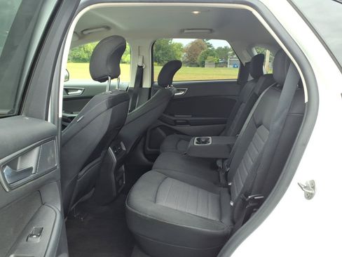 Used 2019 Ford Edge SE AWD/4WD image 11