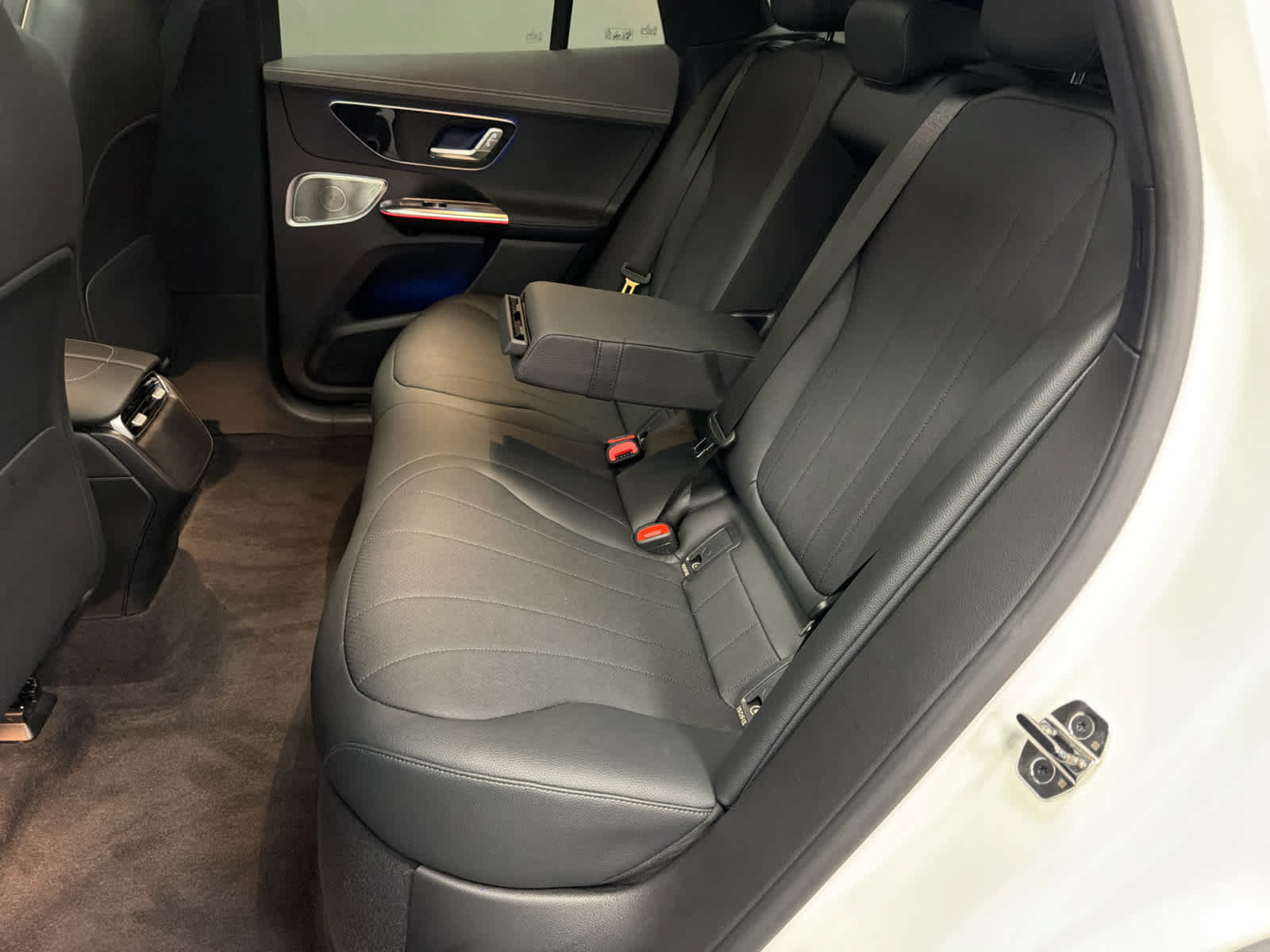 Used 2023 Mercedes-Benz EQE 350+ SUV image 40