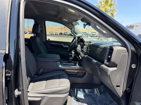 Certified 2024 Chevrolet Silverado 1500 LT Trail Boss w/ Convenience Package II AWD/4WD image 15