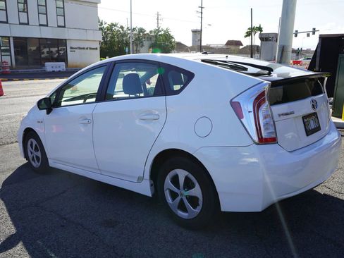 Used 2014 Toyota Prius Two image 20