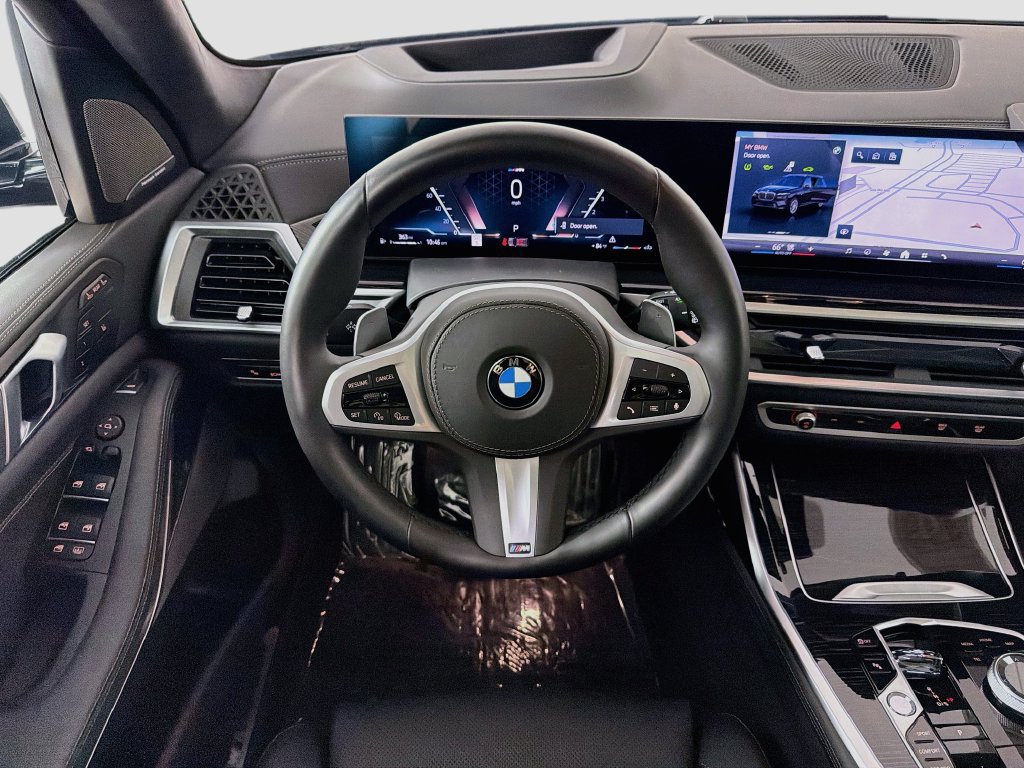 Used 2027 BMW X7 xDrive40i w/ M Sport Package AWD/4WD image 24