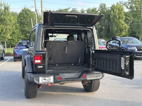 Used 2021 Jeep Wrangler Rubicon AWD/4WD image 13