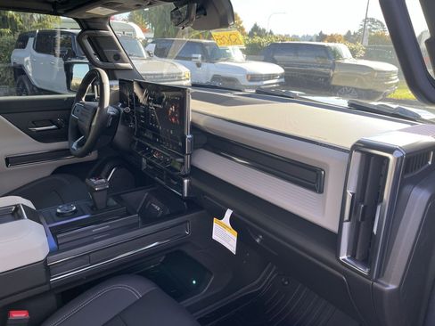 New 2026 GMC Hummer EV SUV w/ LPO, Roof Cross Rail Package image 37
