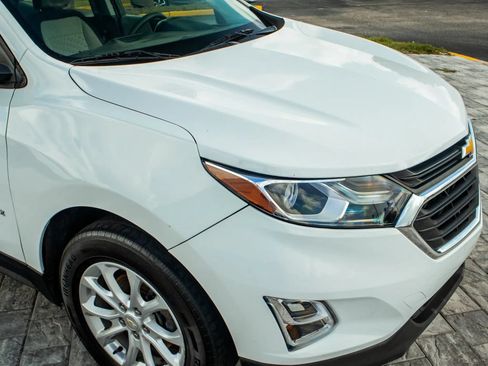 Used 2020 Chevrolet Equinox LS FWD image 10