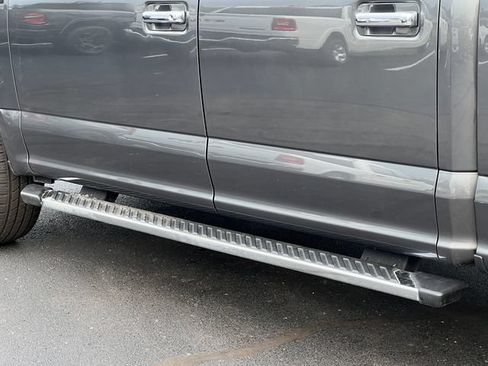 Used 2019 Ford F150 XLT w/ Equipment Group 302A Luxury AWD/4WD image 11