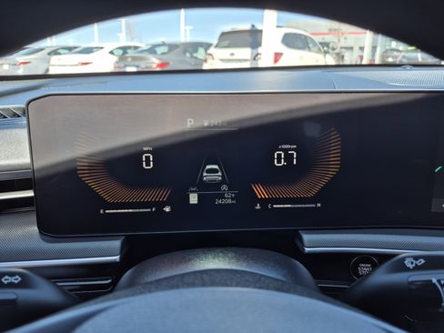 Used 2025 Kia K5 LXS image 16