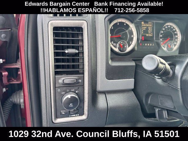 Used 2018 RAM 1500 Express w/ Express Value Package AWD/4WD image 16