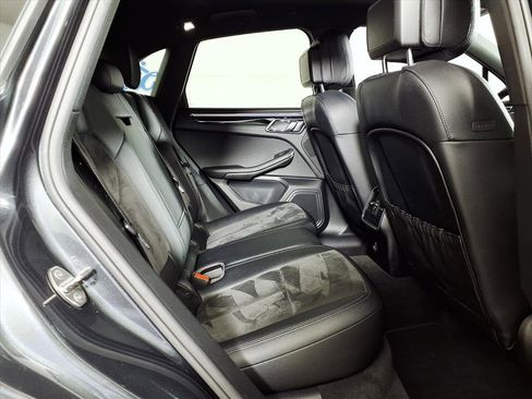 Used 2017 Porsche Macan image 11