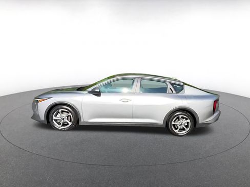 Used 2025 Kia K4 FWD image 7