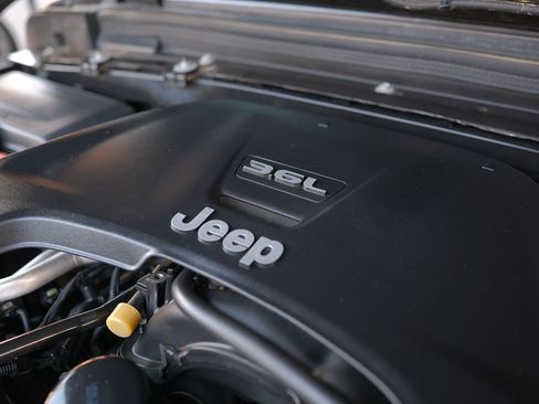 Used 2020 Jeep Wrangler Unlimited Rubicon image 57