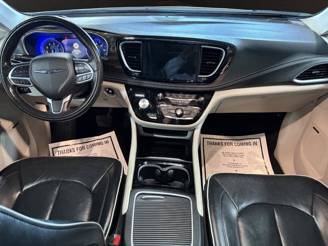 Used 2022 Chrysler Pacifica Limited FWD image 14