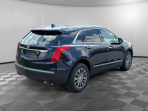 Used 2017 Cadillac XT5 Luxury w/ Driver Awareness Package AWD/4WD image 5