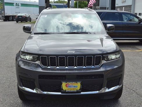 New 2025 Jeep Grand Cherokee L Laredo w/ Luxury Tech Group I image 3