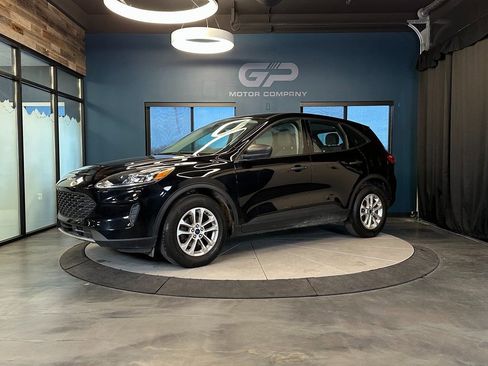 Used 2022 Ford Escape S FWD image 7