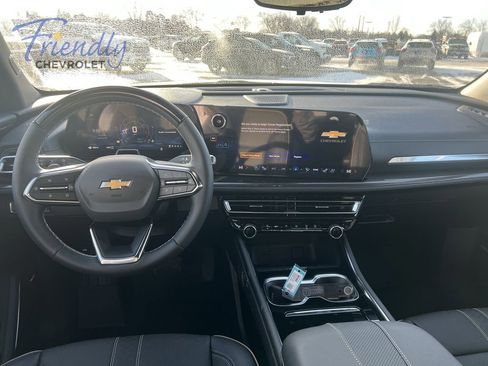 New 2026 Chevrolet Traverse High Country w/ LPO, Floor Liner Package AWD/4WD image 5