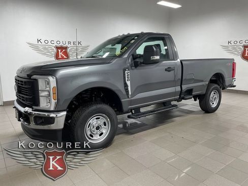Used 2026 Ford F250 XL w/ XL Chrome Package AWD/4WD image 3