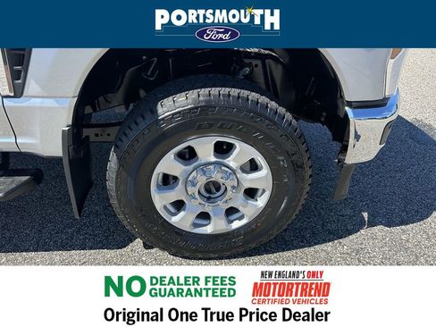 Used 2024 Ford F350 XLT w/ FX4 Off-Road Package image 29