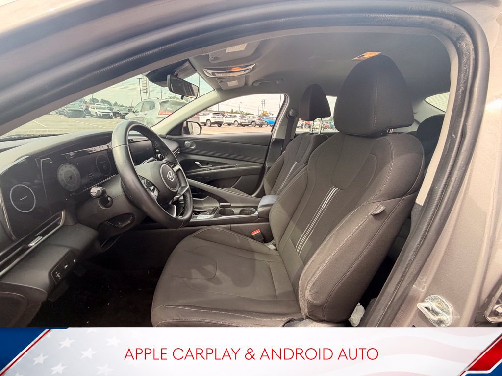 Used 2021 Hyundai Elantra SEL w/ Convenience Package FWD image 11