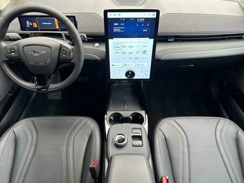 Used 2024 Ford Mustang Mach-E Premium image 10