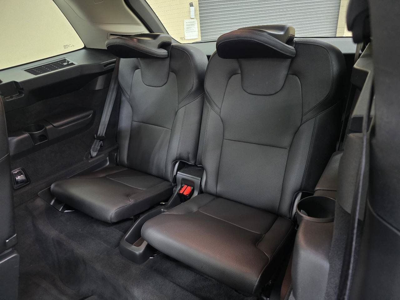 Used 2020 Volvo XC90 T6 Momentum AWD/4WD image 28