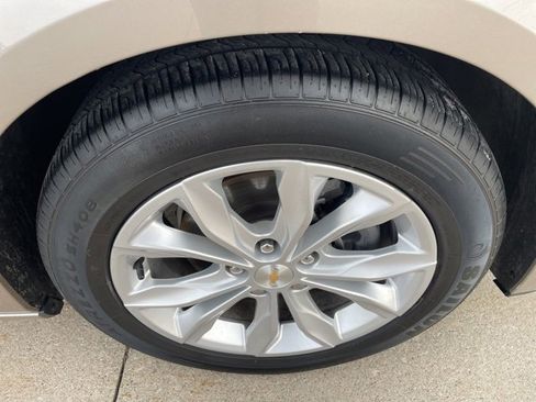 Used 2024 Chevrolet Malibu LT image 16