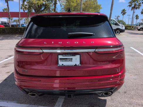 Used 2025 Lincoln Corsair Grand Touring w/ Equipment Group 302A image 5